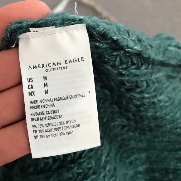 American Eagle chunky cable knit sweater size medium - Picture 5 of 6